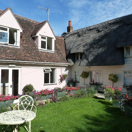 Takeley The Willows Guest House מראה חיצוני תמונה